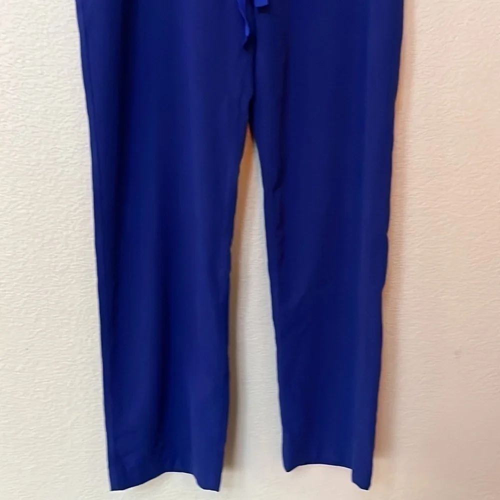 Figs technical collection sz medium M pants